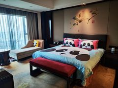 -成都保利公园皇冠假日酒店(熊猫基地店)