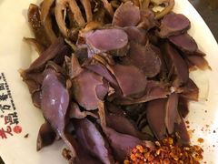 -老鼎万春卤菜(鹭湖宫8区店)