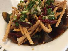 -张大师鸭爪爪特色干锅(南湖店)