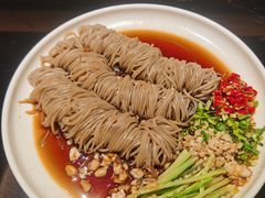 -虹泥小厨(南国花园总店)