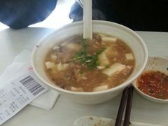 东阳沃豆腐-咬不得高祖生煎·简餐(高银街店)