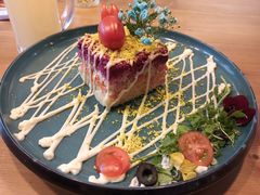 -米德维奇俄式西餐厅(西六道街店)