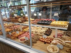 -焙丽拾光(麦凯乐直营店)