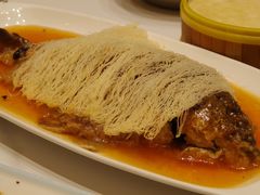 鲤鱼焙面-梅利汴京烤鸭•开封豫菜地标店(东大街店)