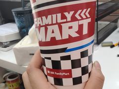 -全家便利店(兴贤路店)