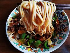 -歹歹的加个面过油肉拌面