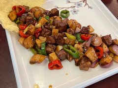 杏鲍菇炒黑椒牛仔粒-宏八酒楼(西樵山景区店)