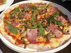 披萨-斯比特花园西餐厅(东方商厦店)