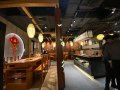-呷哺呷哺(普陀乐购真北店)