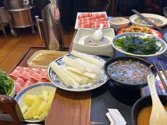 -沸炉重庆老火锅(军事博物馆店)