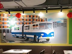 大堂-钢管厂五区小郡肝串串香火锅(人民广场店)
