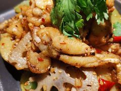 馋嘴香锅牛蛙-佬肥猫(国华广场店)