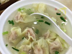 -珊珊小笼馆(仙霞路店)
