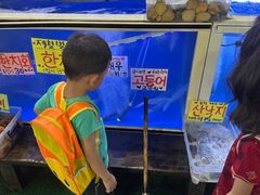 -西归浦每天偶来市场
