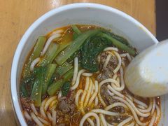 -三千粉牛肉米粉(来客茂店)