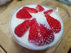 莓莓雪糕杯-喜茶(北京通州万达店)