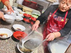 -张阿三馄饨店