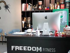 -Freedom Fitness私教健身俱乐部(徐虹北路店)