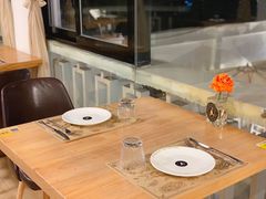 -Mark&Mars Restaurant