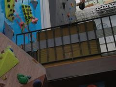 -魔岩攀登(南京东路店)