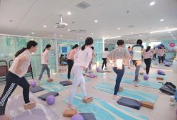 -爱尔乐美孕产瑜伽·普拉提