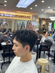-藤野造型烫染·漂发