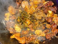 -山河屯铁锅炖(哈西站店)