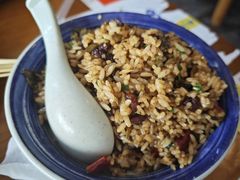 -包整·丝娃娃(一览甲秀楼风景店)