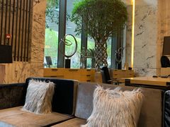 -上海漕河泾万丽酒店