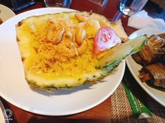 菠萝海鲜炒饭-mango tree芒果树泰国餐厅(青岛万象城店)