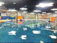 -蓝旗亲子游泳(范湖万达广场店)