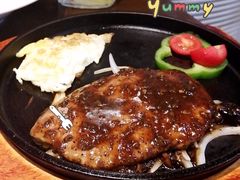 -品乐比萨西餐厅