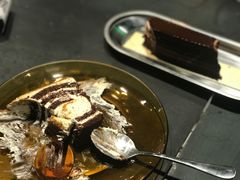 白巧克力奶油果糖瑞士卷-Awfully Chocolate(嘉里城店)