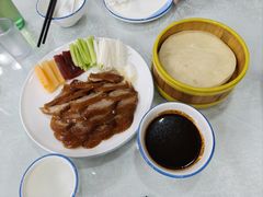 -六和聚传统烤鸭.天津菜(和平店)