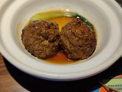 蛋黄狮子头-前海沿·青岛菜(李沧万达店)