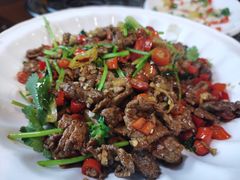 小炒黄牛肉-湘聚南县土菜馆(龙山二路店)