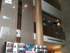 -上海浦东假日酒店