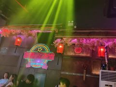-喜鹊音乐酒馆(西街店)
