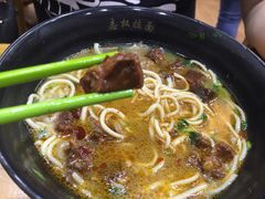 -志权牛肉面(灵山路店)