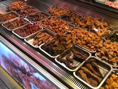 自助取餐区-绝味鸭脖(龙阳路生活广场店)