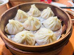 -莱莱小笼·乔艾