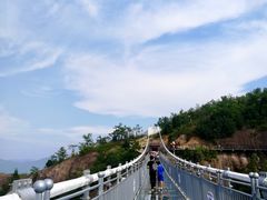 -玻璃桥景区石牛寨