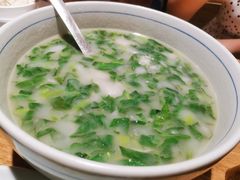 -聚鑫朋酸菜肥肠(文艺路口店)