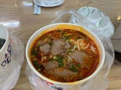 -肇兴特色牛肉粉