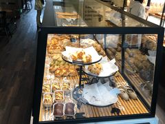 面包甜点陈列柜-81bakery(关山路店)