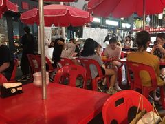 -BHC炸鸡(明洞总店)