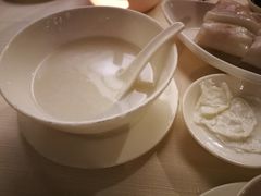 牛乳白粥-顺德新世界酒店·华美轩餐厅