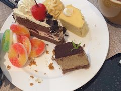 -东方红海鲜百汇(国际大厦店)