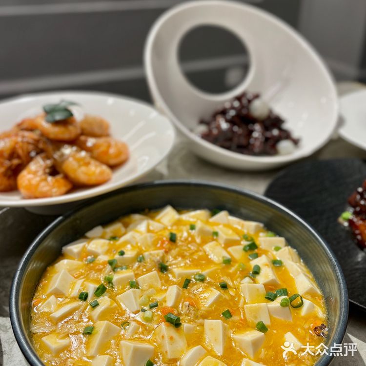 老少皆宜的本帮菜我选沪上馨和小馆