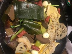 -万记麻辣烫国展总店